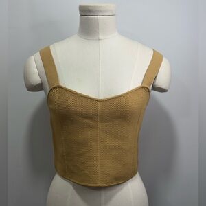 House of Harlow  crop top  size Medium 54% NYLON
46% RAYON NWT